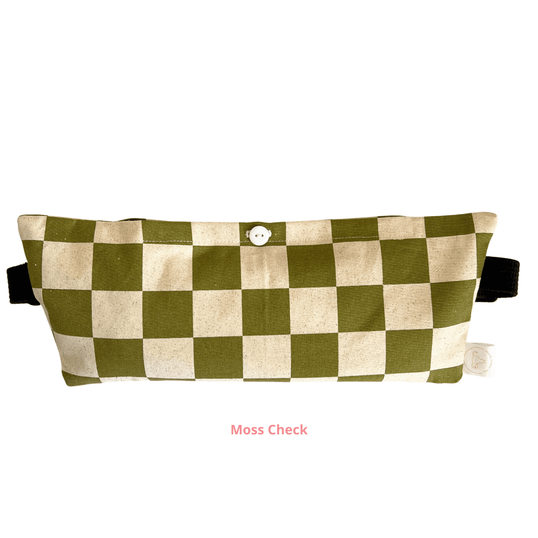 Heat pack and wearable pouch