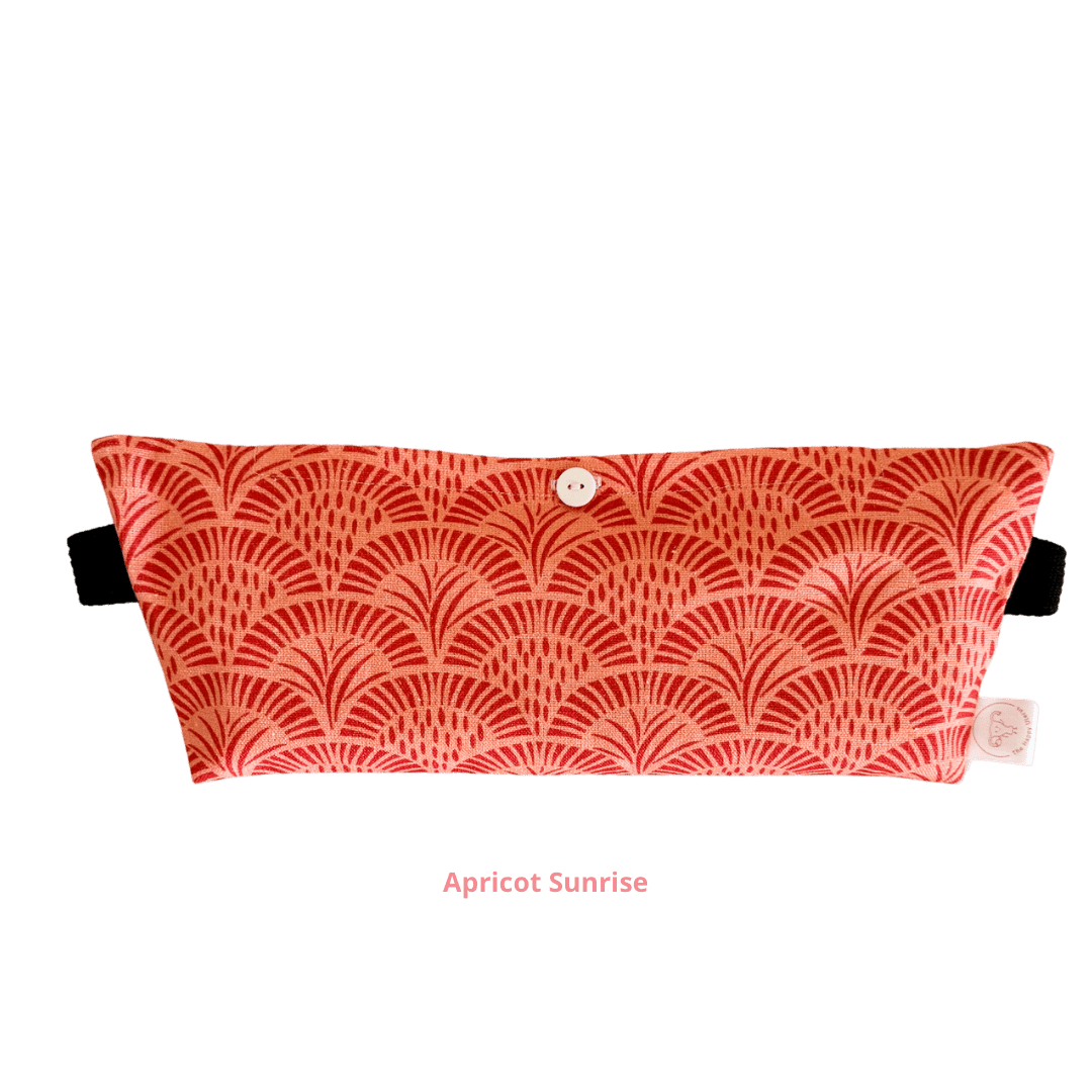 Heat pack and wearable pouch
